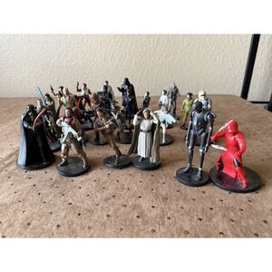 Star Wars Lot of  24 Disney Lucas Film Ltd Action Figures